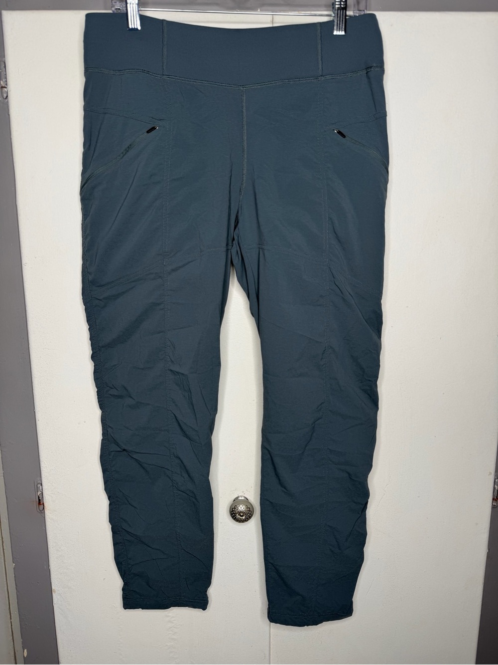 Prana Koen Pant Regular Women’s Size Medium Gray Short Fit Outdoor Pull On